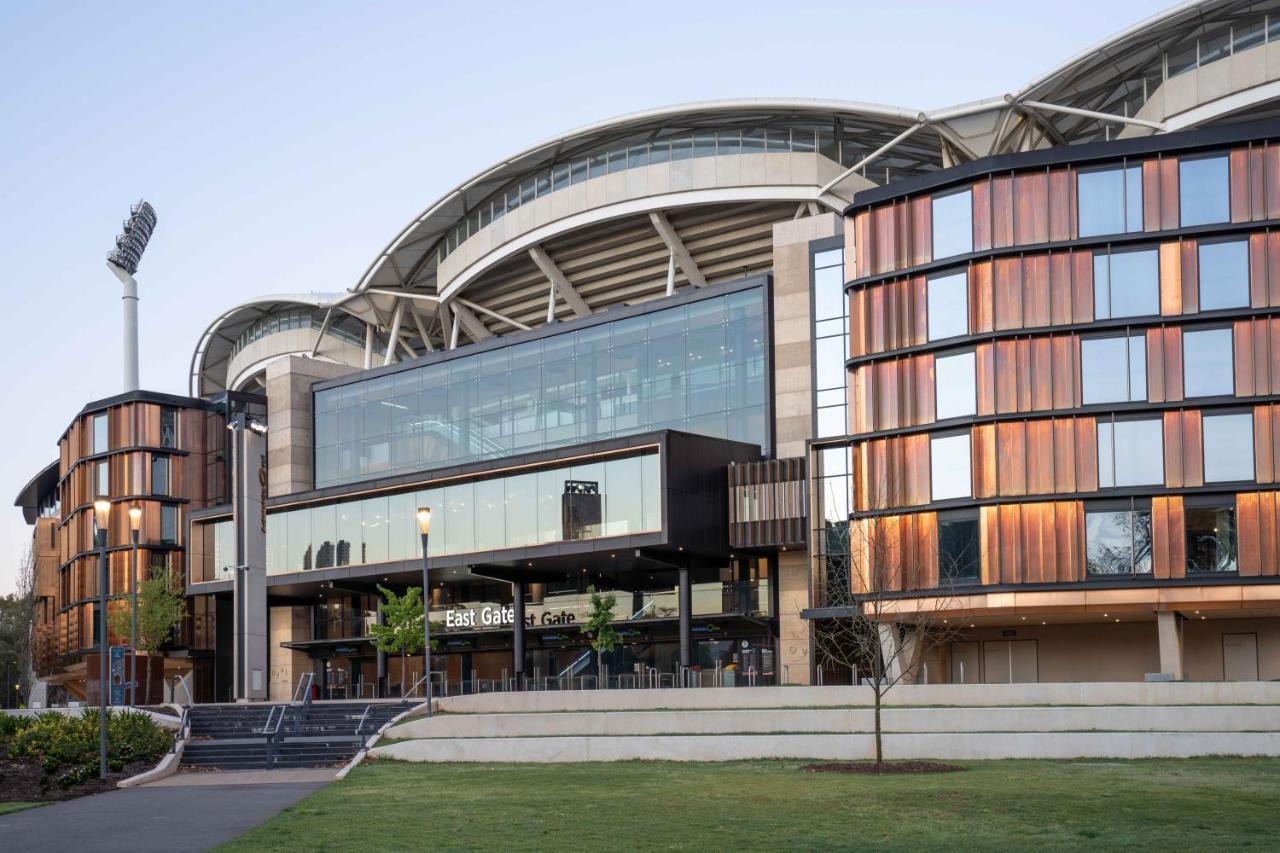 Oval Hotel At Adelaide Oval Zewnętrze zdjęcie The Melbourne Cricket Club's new headquarters at the Melbourne Cricket Ground